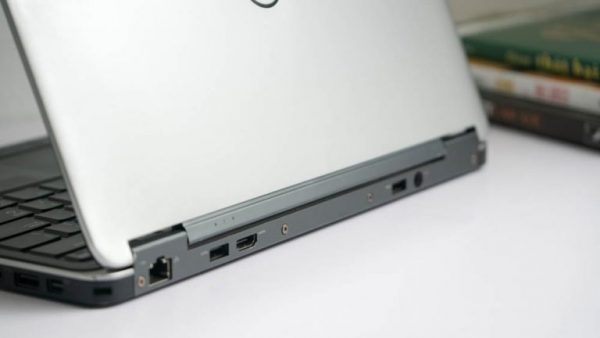 Laptop cũ Dell Latitude E7240 - Intel Core i5